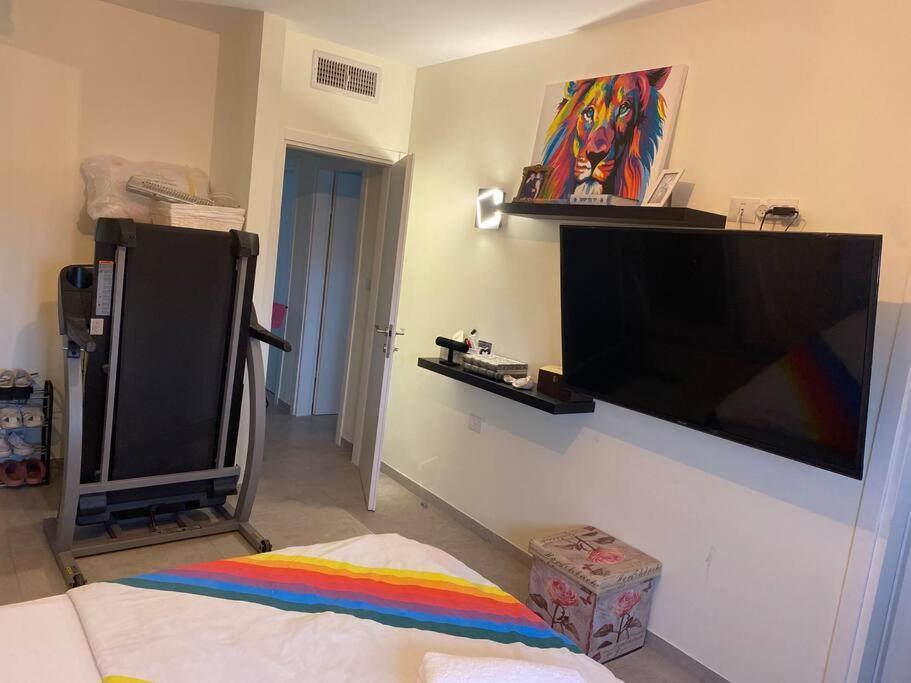 Sarin Room Yehud-Monosson Exterior foto